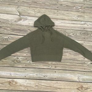 H&M Crop Top Hoodie Olive Green Divided Line XS